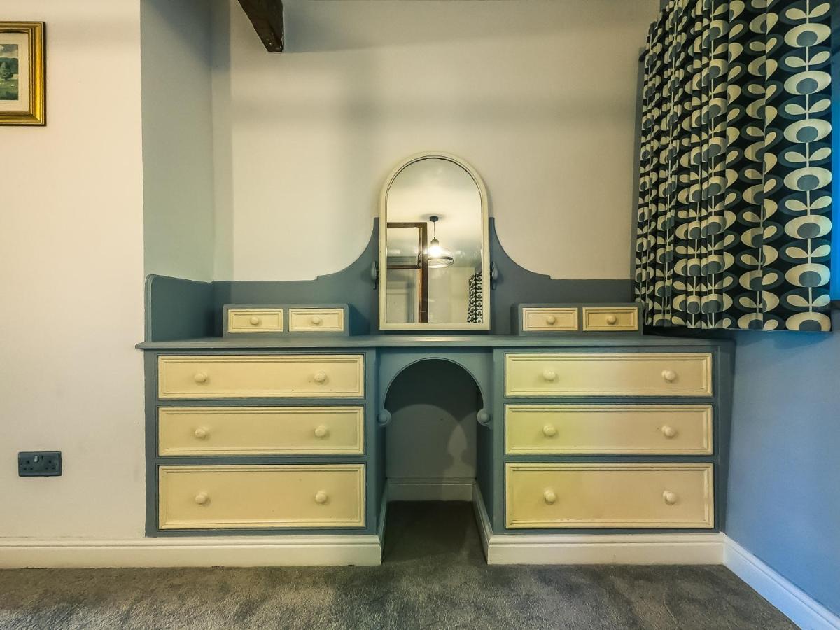 Luxury Traditional Stone In Saddleworth Holiday home Oldham