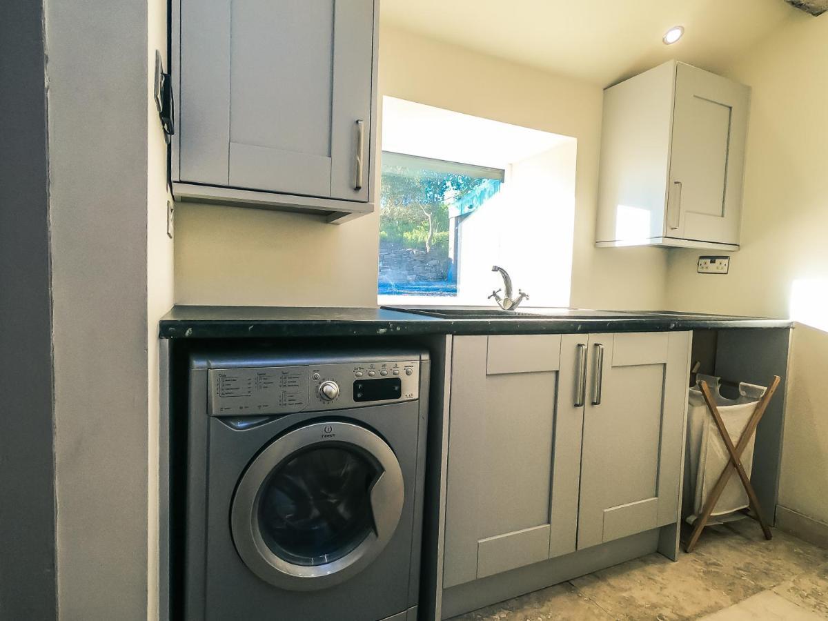 Luxury Traditional Stone In Saddleworth Holiday home