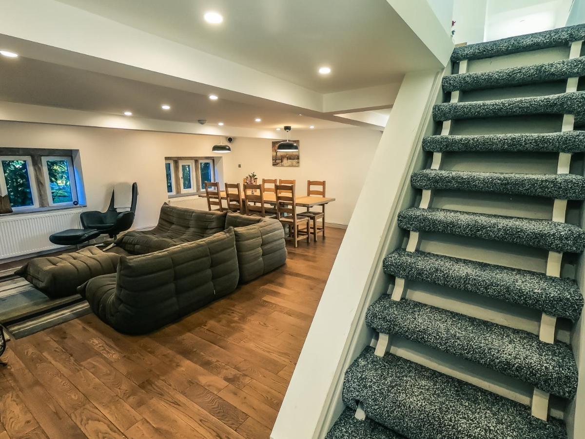 Holiday home Luxury Traditional Stone In Saddleworth Oldham