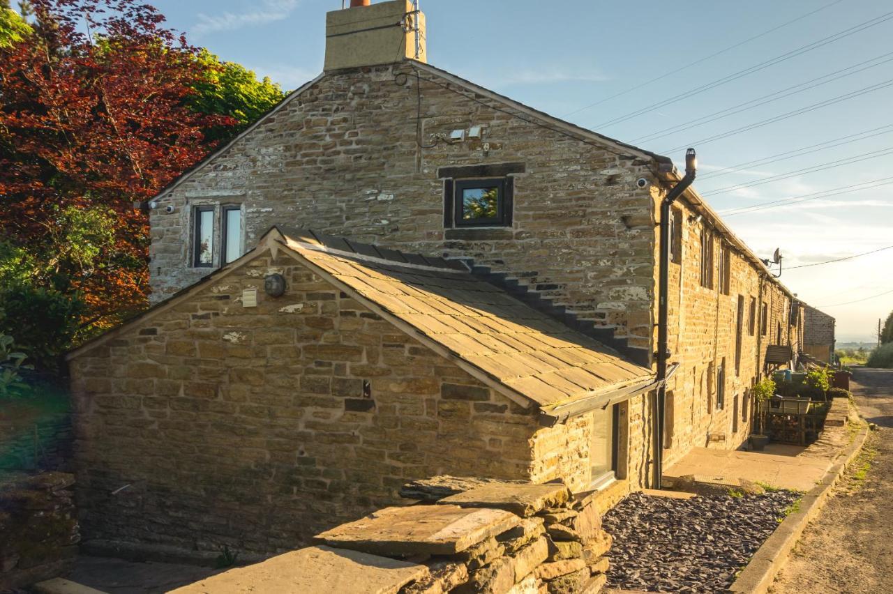 Luxury Traditional Stone In Saddleworth *