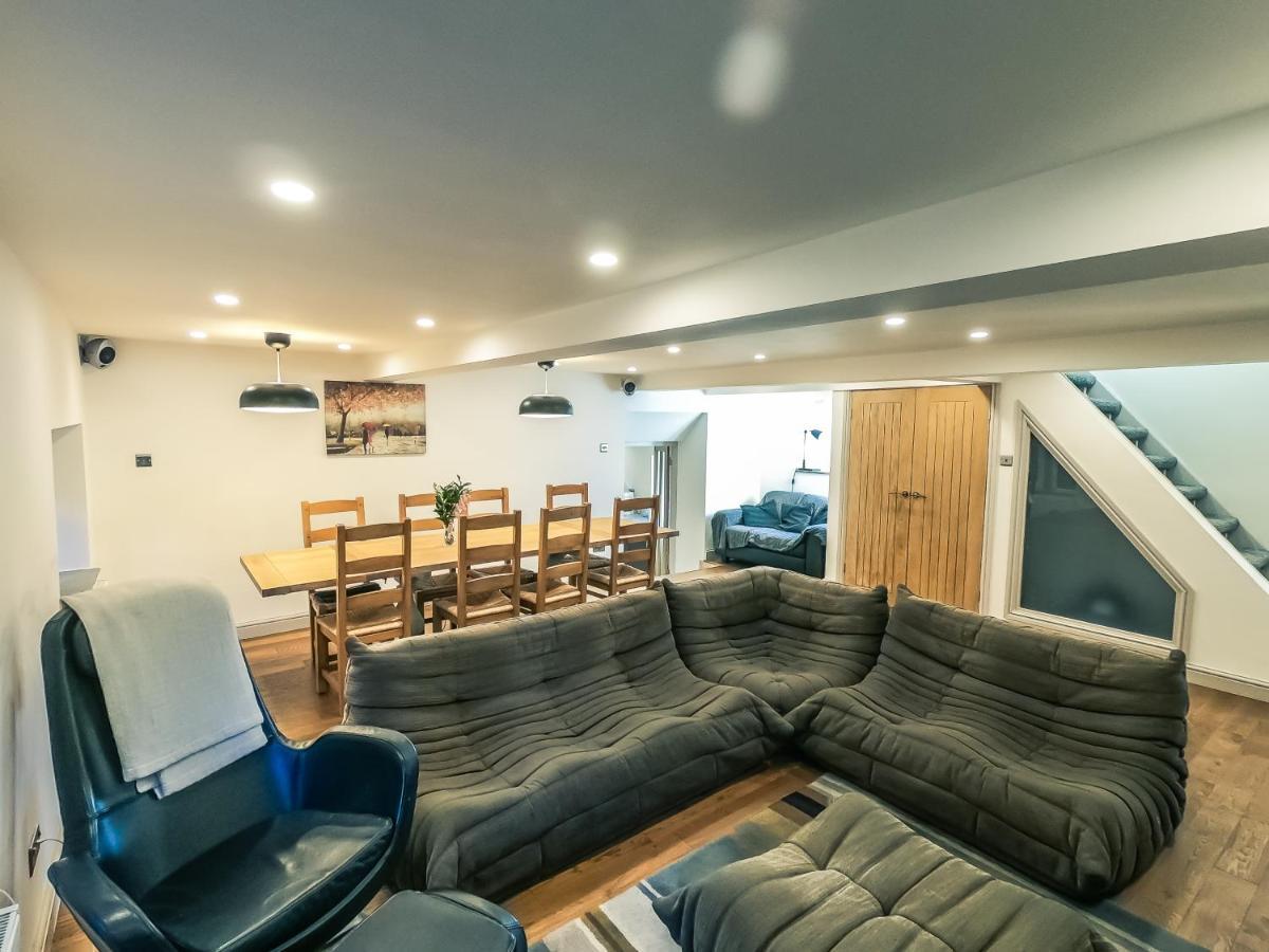 Holiday home Luxury Traditional Stone In Saddleworth Oldham